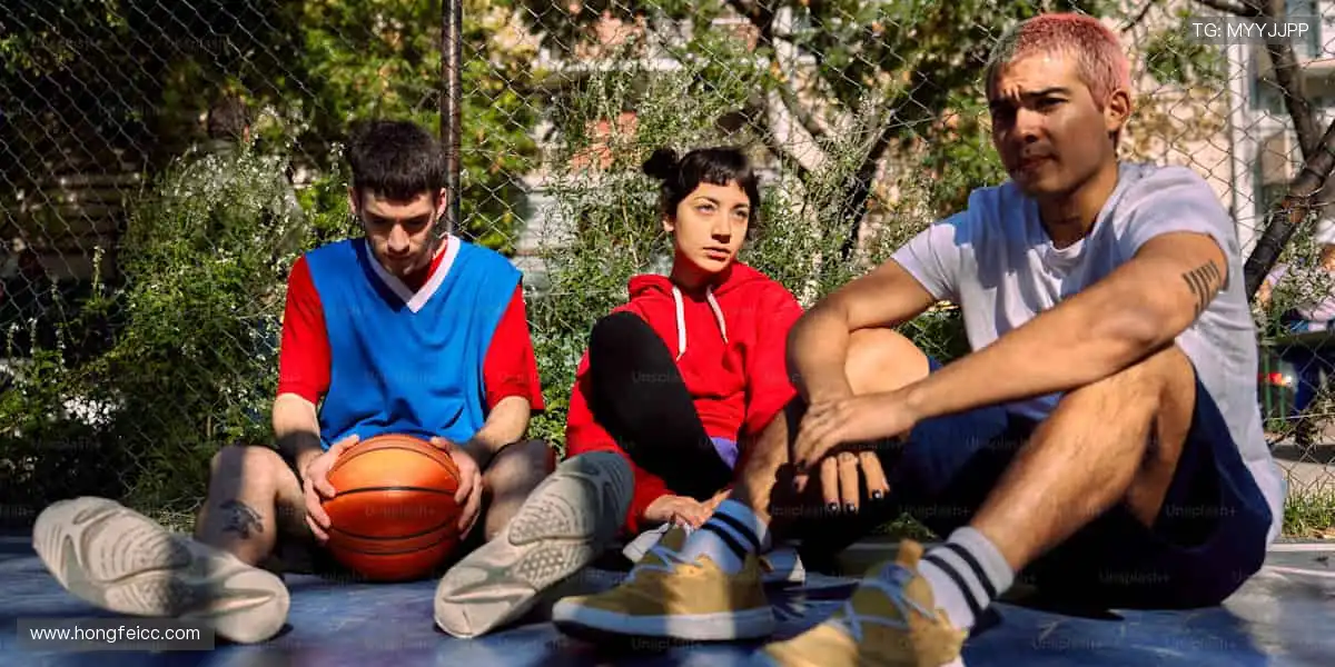 👟潮流单品，让运动成为时尚符号！